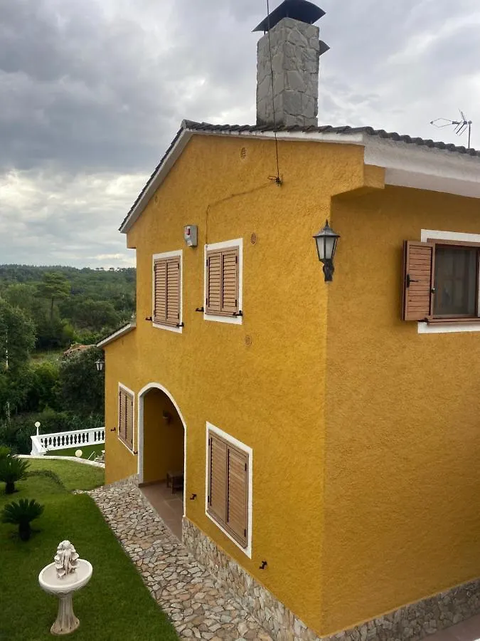 Charming 8-Bed Villa In Girona